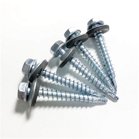 hex head self drilling screw